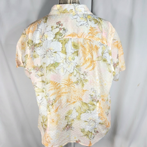 Caribbean Joe White & Multi Swiss Dot Floral V Neck Button Down Top Size 1X - Picture 5 of 8